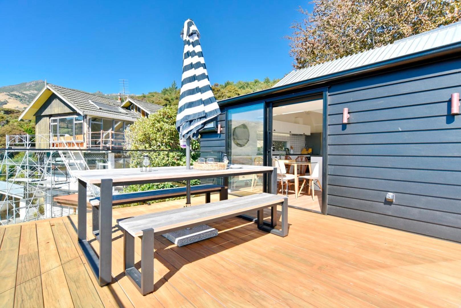 Akaroa Harbour View - Christchurch Holiday Homes Bagian luar foto