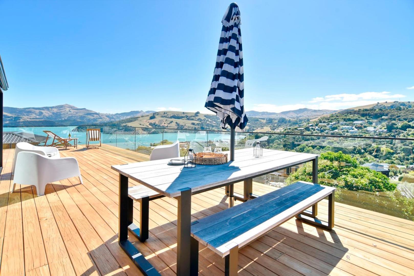 Akaroa Harbour View - Christchurch Holiday Homes Bagian luar foto