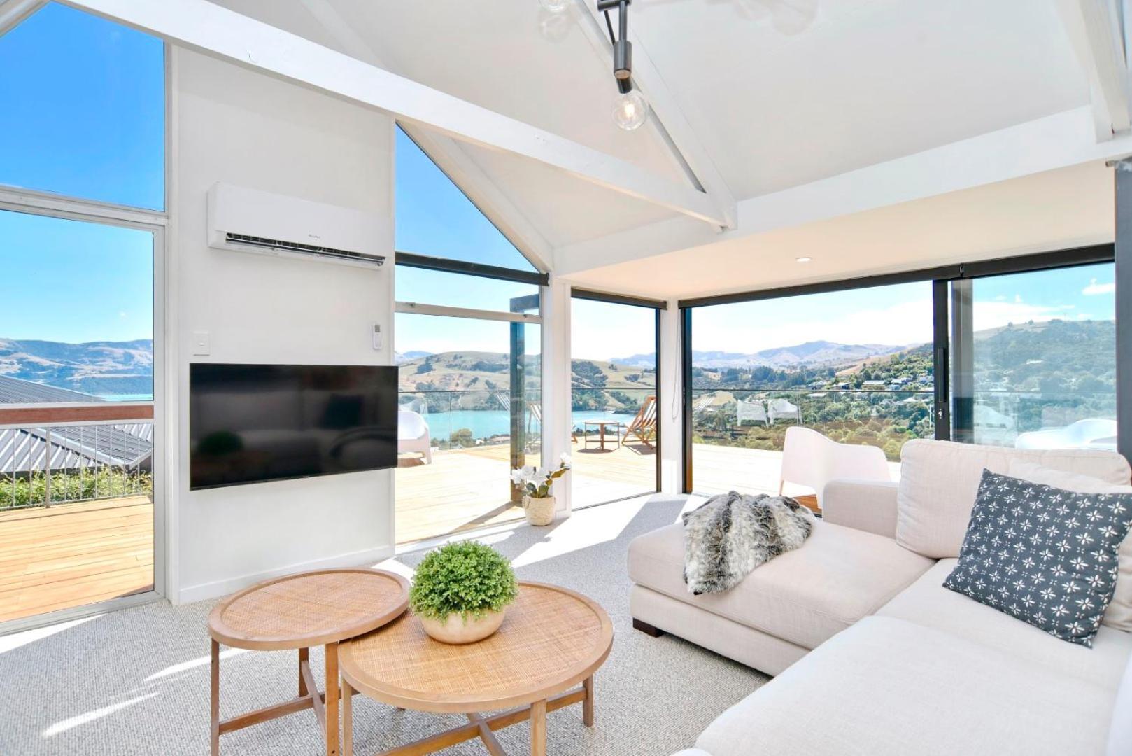 Akaroa Harbour View - Christchurch Holiday Homes Bagian luar foto