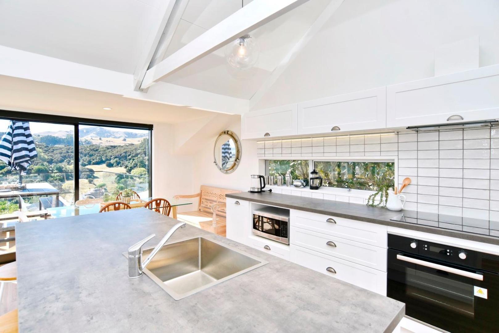 Akaroa Harbour View - Christchurch Holiday Homes Bagian luar foto